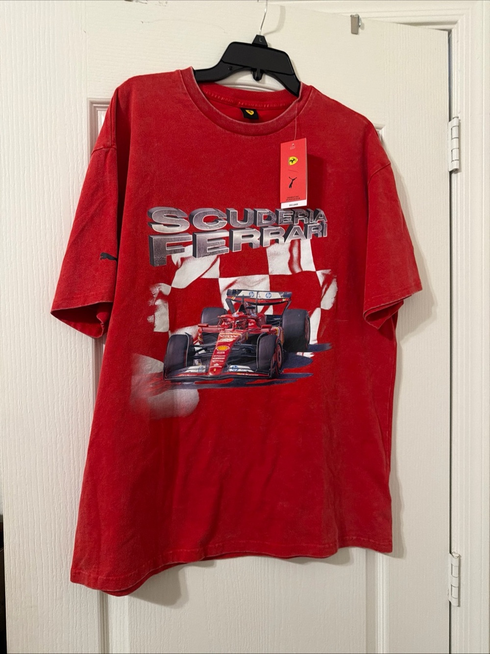 Puma Scuderia Ferrari Red Retro Graphic Tee L Large New Bb $45 Distressed